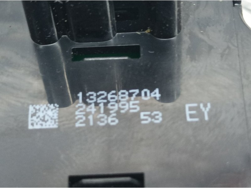 Recambio de mando luces para opel insignia berlina selective referencia OEM IAM 13268704  