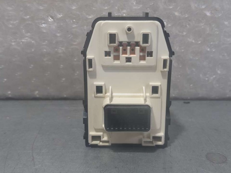 Recambio de mando retrovisor para kia rio (yb) attract referencia OEM IAM 93530H8200  