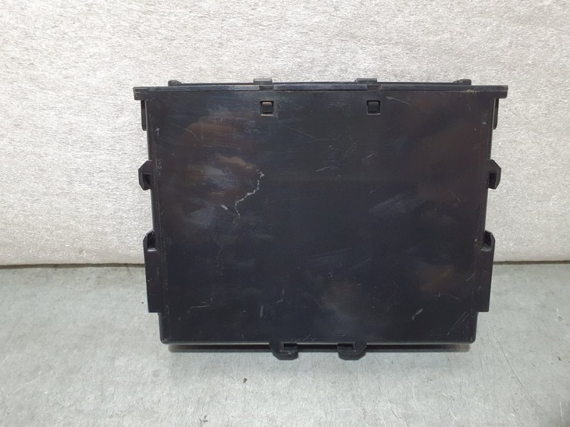 Recambio de modulo electronico para toyota land cruiser (j15) vx referencia OEM IAM 8999060430 2329005811 DENSO