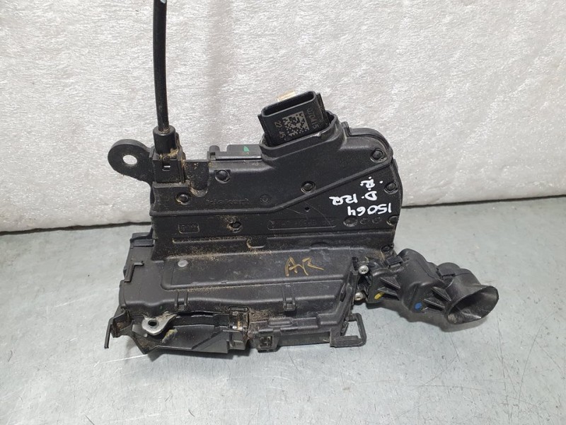 Recambio de cerradura puerta delantera izquierda para renault captur life referencia OEM IAM 805031332R 40517224 4 PINES