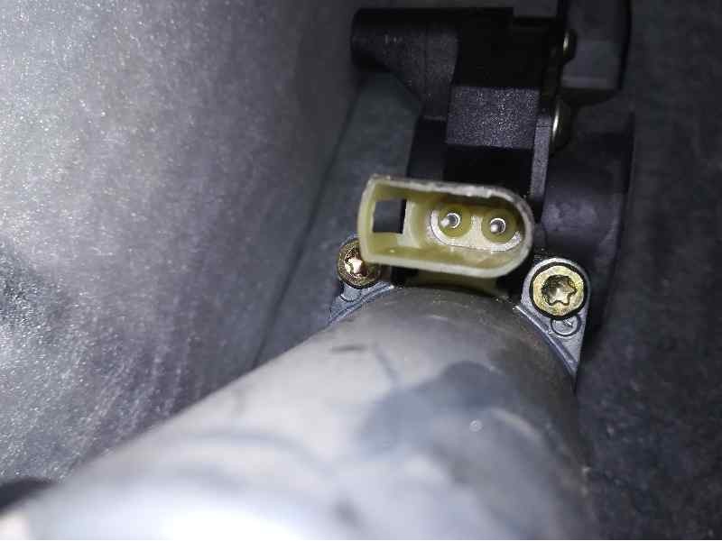 Recambio de elevalunas delantero derecho para ford mondeo berlina (gd) referencia OEM IAM 0130821793 2 PINS ELECTRICO 