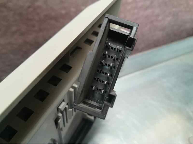 Recambio de pantalla multifuncion para seat altea (5p1) referencia OEM IAM 5P0919601  