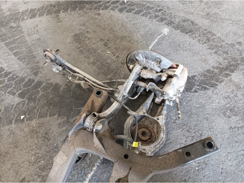 Recambio de puente trasero para kia ceed drive referencia OEM IAM 55410G4AA0 2001300150A DISCOS 5 TORN C/ABS