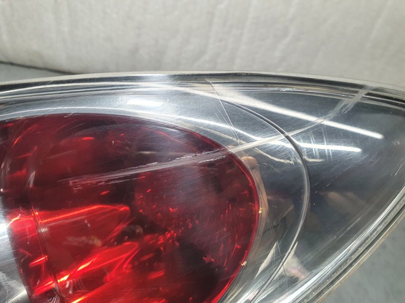 Recambio de piloto trasero derecho para mazda 6 berlina (gg) 2.0 crtd 120 active (4-ptas.) referencia OEM IAM 22061971  EXTERIOR