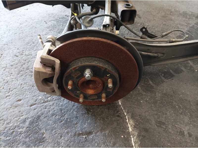 Recambio de puente trasero para kia ceed drive referencia OEM IAM 55410G4AA0 2001300150A DISCOS 5 TORN C/ABS