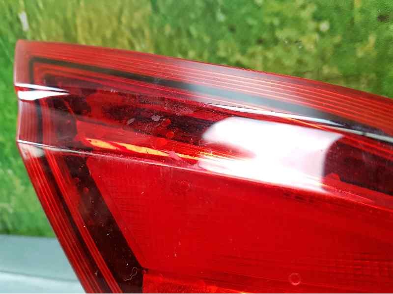 Recambio de piloto trasero izquierdo para opel corsa e expression referencia OEM IAM 13428451 SUCIO POR DENTRO INTERIOR