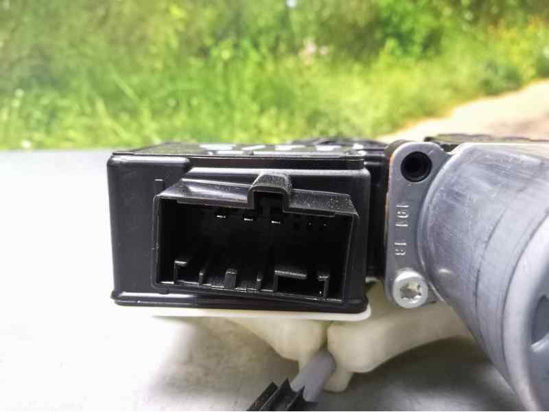Recambio de elevalunas trasero derecho para seat arona style referencia OEM IAM   ELECTRICO 5 PINS
