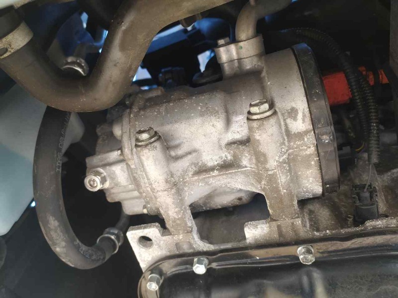 Recambio de compresor aire acondicionado para toyota corolla (e21) hybrid stile referencia OEM IAM 8837012080  