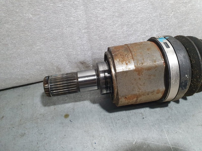 Recambio de transmision delantera derecha para kia ceed drive referencia OEM IAM 49501G4100  