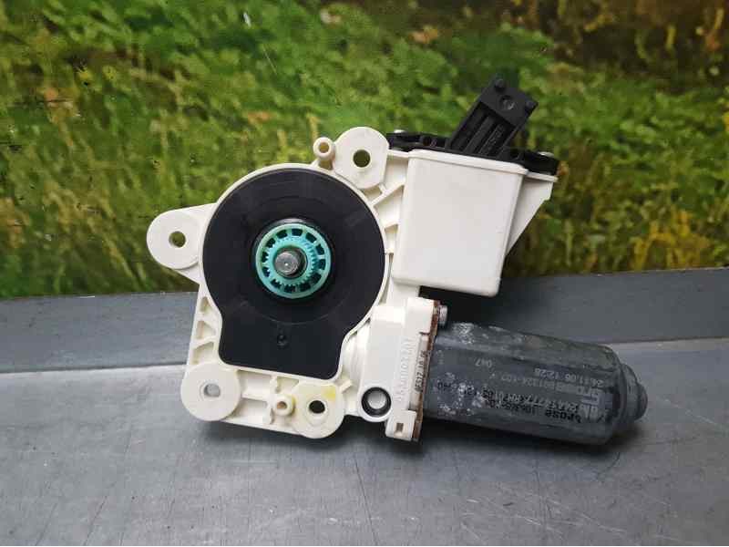 Recambio de motor elevalunas trasero derecho para opel vectra c berlina cosmo referencia OEM IAM   6 PINS