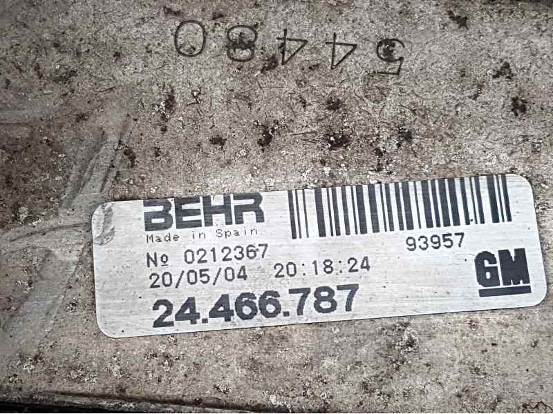 Recambio de intercooler para opel corsa c blue line referencia OEM IAM 24466787 93957 BEHR