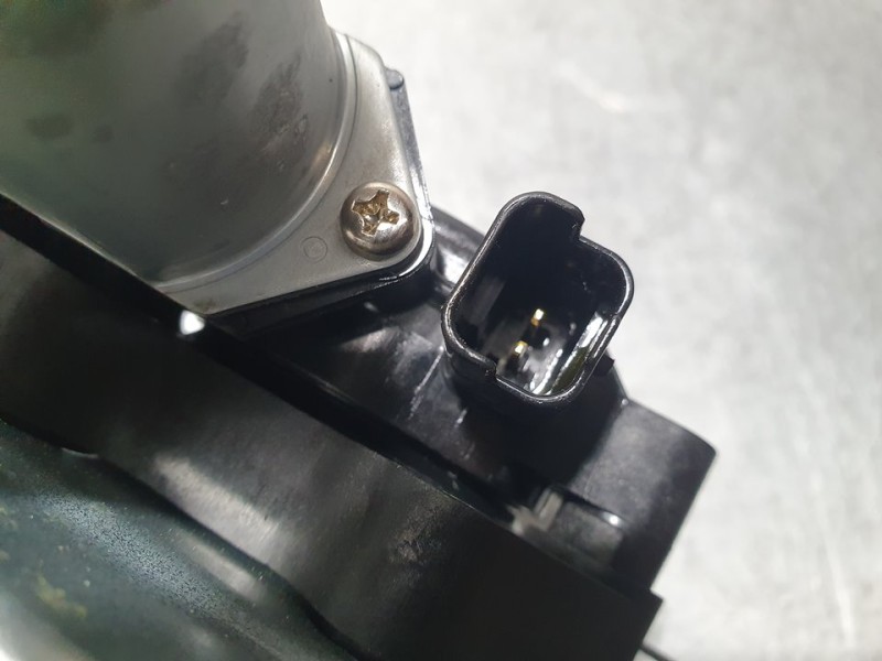 Recambio de elevalunas trasero izquierdo para nissan pulsar (c13) acenta referencia OEM IAM 827013ZL0A  ELECTRICO 2 PINES