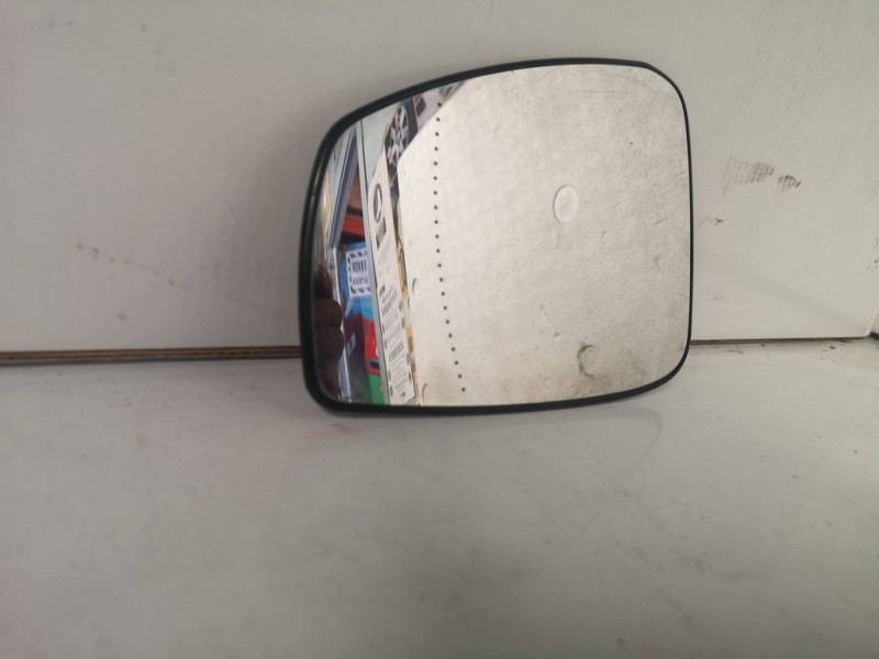 Recambio de cristal retrovisor izquierdo para renault laguna iii referencia OEM IAM 963660001R  