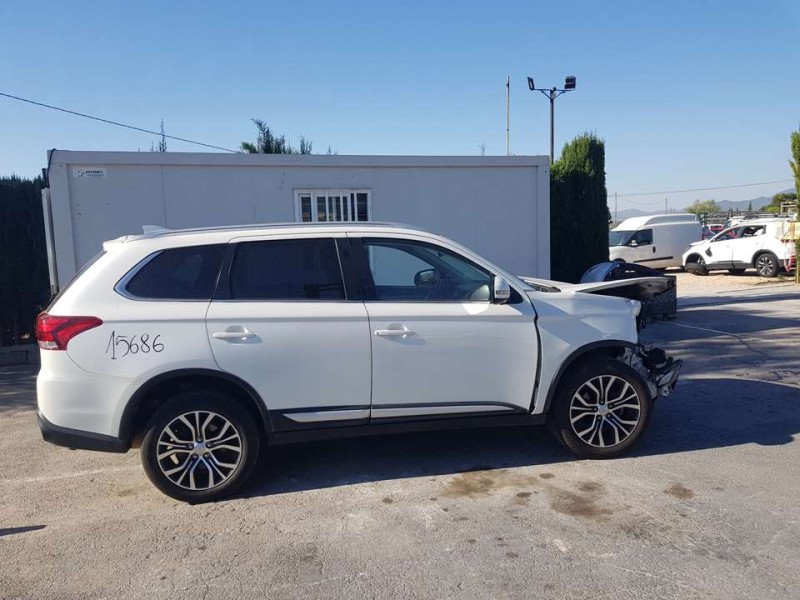 mitsubishi outlander (gf0) del año 2017