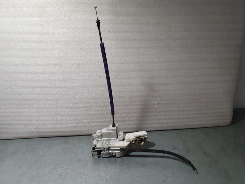 Recambio de cerradura puerta delantera izquierda para fiat tipo ii (357) fam lounge plus referencia OEM IAM 519836030 X18C20LAN 