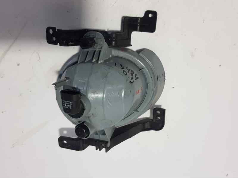Recambio de faro antiniebla derecho para hyundai i20 comfort referencia OEM IAM 922021J000  