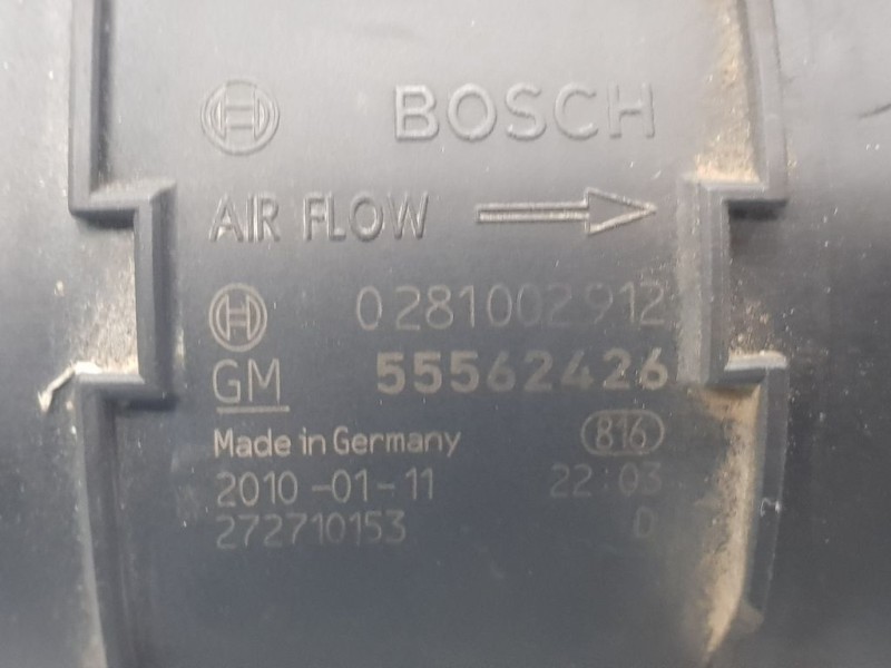 Recambio de caudalimetro para opel insignia sports tourer cosmo referencia OEM IAM 55562426 0281002912 BOSCH