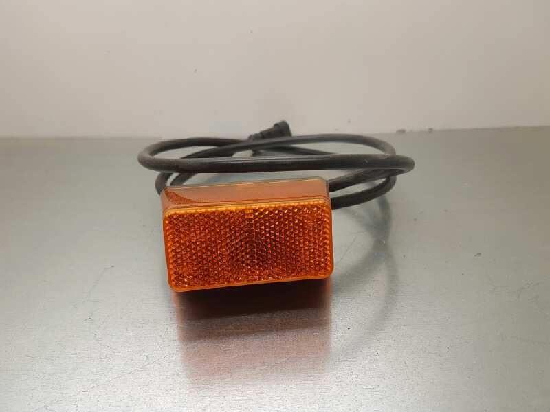 Recambio de piloto lateral derecho para iveco daily caja cerrada (1999 =>) referencia OEM IAM 99432046 1000001622866 99432046