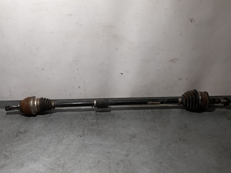 Recambio de transmision delantera derecha para opel astra j lim. expression referencia OEM IAM 13335141  