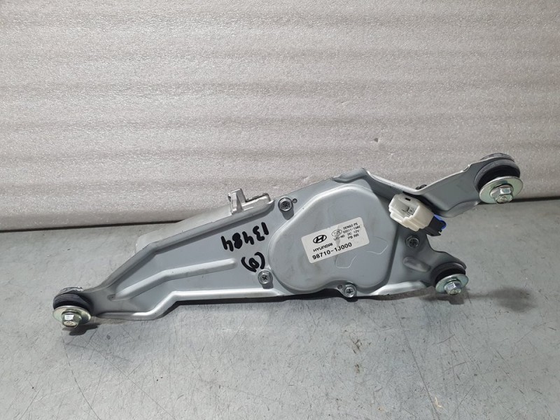 Recambio de motor limpia trasero para hyundai i20 comfort referencia OEM IAM 987101J000 035111580 DENSO