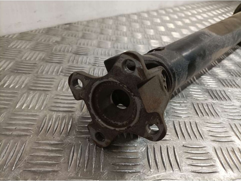 Recambio de transmision central para ssangyong rexton 270 xvt limited referencia OEM IAM 3320008B11  TRASERA