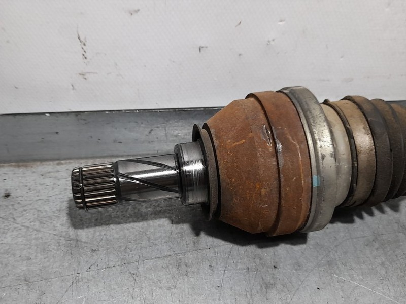 Recambio de transmision delantera derecha para opel astra j lim. expression referencia OEM IAM 13335141  