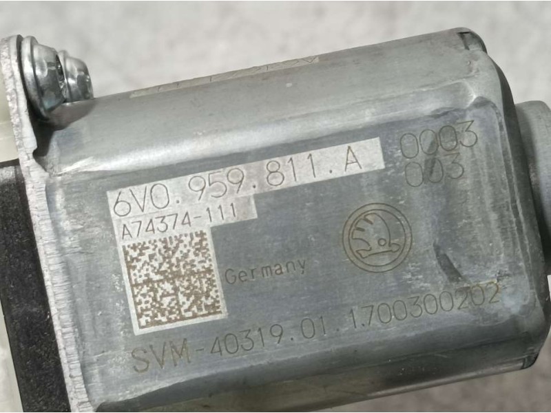 Recambio de elevalunas trasero izquierdo para skoda fabia active referencia OEM IAM 6V0959811A  ELECTRICO 6 PINS