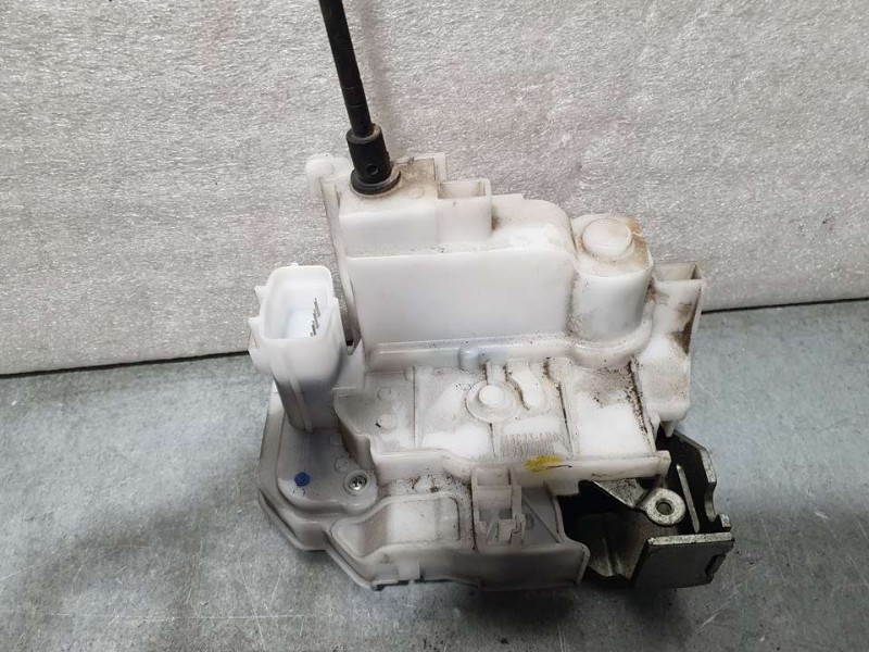 Recambio de cerradura puerta trasera derecha para fiat tipo ii (357) fam lounge plus referencia OEM IAM 519876030 Y18C23LP0S 4 P