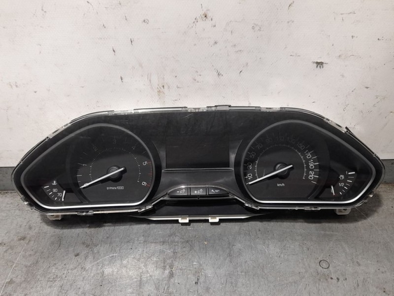 Recambio de cuadro instrumentos para peugeot 208 active referencia OEM IAM 9825986680  