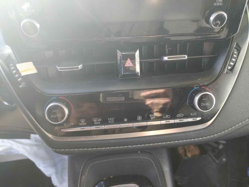 Recambio de mando climatizador para toyota corolla (e21) hybrid stile referencia OEM IAM 5590002E10  