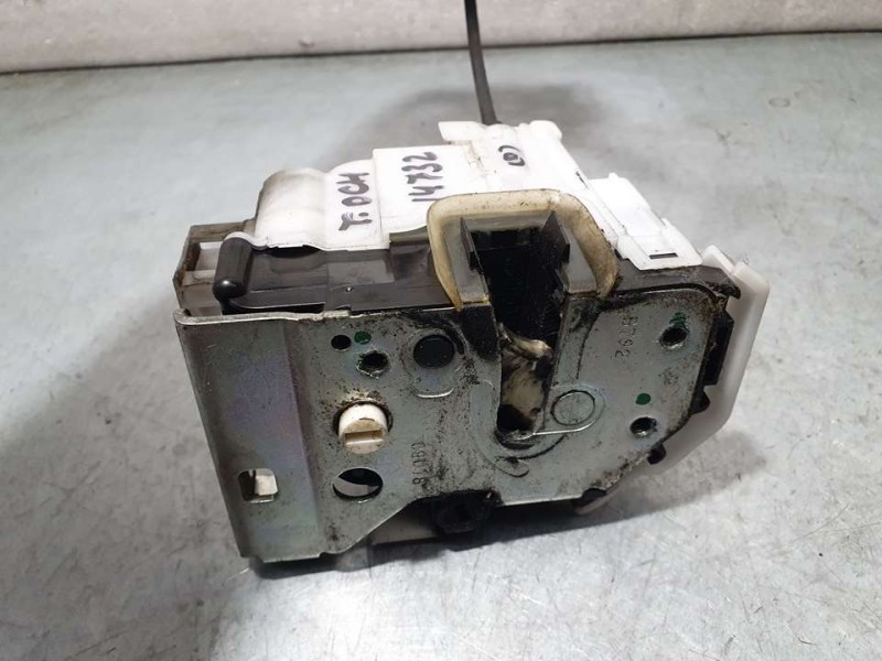 Recambio de cerradura puerta trasera derecha para fiat tipo ii (357) fam lounge plus referencia OEM IAM 519876030 Y18C23LP0S 4 P