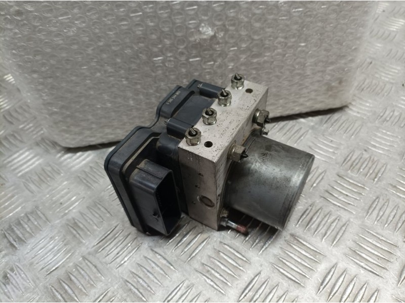 Recambio de abs para toyota auris active referencia OEM IAM 4454002520 269735 