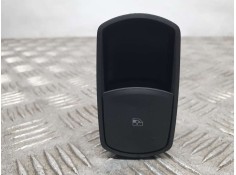 MANDO ELEVALUNAS DELANTERO DERECHO 13189333 