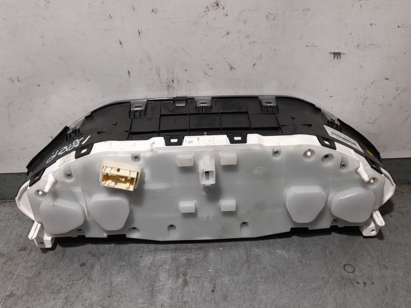 Recambio de cuadro instrumentos para peugeot 208 active referencia OEM IAM 9825986680  