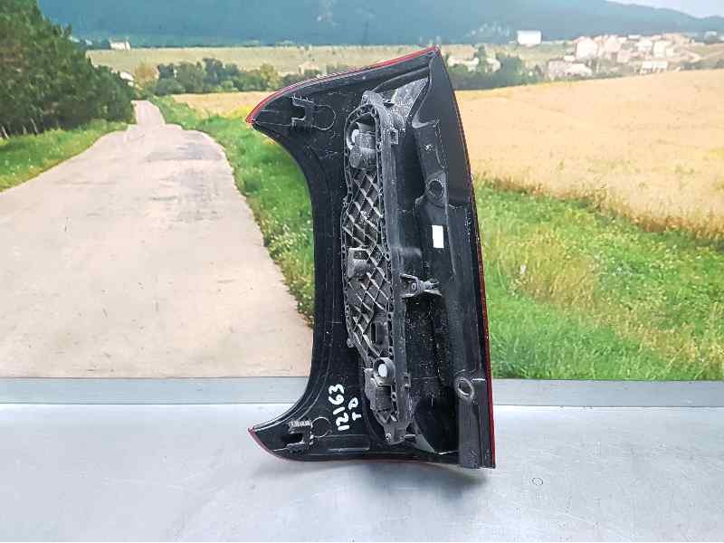 Recambio de piloto trasero derecho para fiat panda (319) more referencia OEM IAM 51843642  