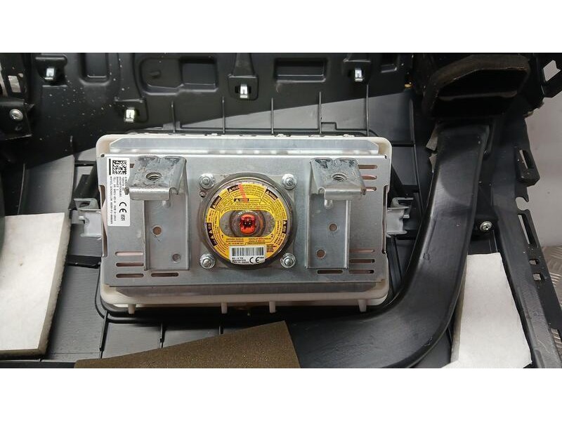 Recambio de kit airbag para nissan pulsar (c13) acenta referencia OEM IAM 985103ZL0A C/ SALPICADERO Y PRETENSORES ROZADO 988203Z