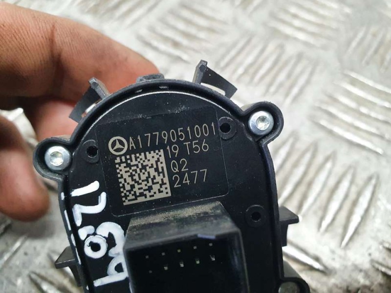 Recambio de boton start/stop para mercedes-benz clase cla (bm 118) shooting brake cla 200 (118.687) referencia OEM IAM A17790510