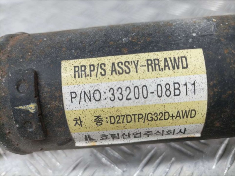 Recambio de transmision central para ssangyong rexton 270 xvt limited referencia OEM IAM 3320008B11  TRASERA