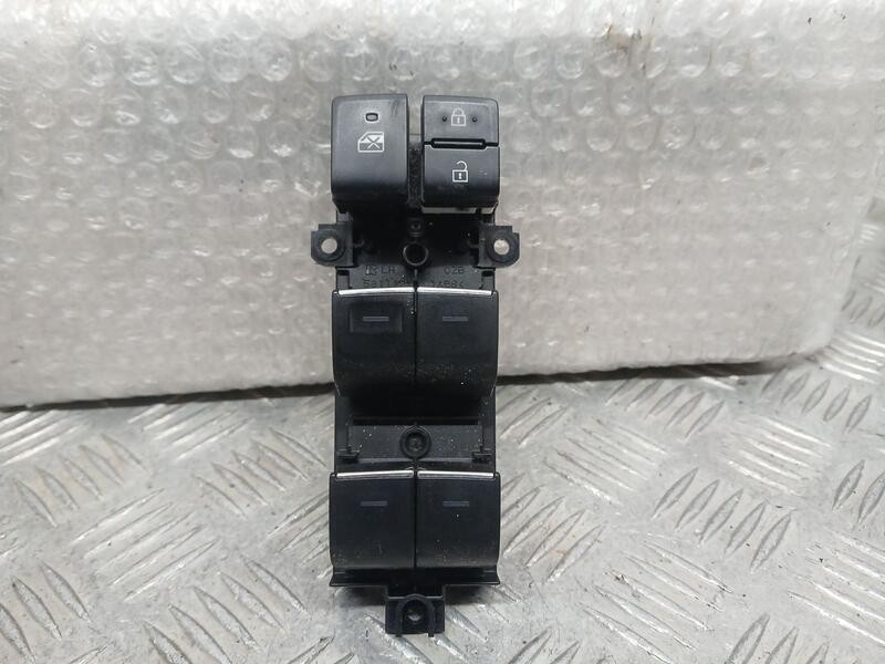 Recambio de mando elevalunas delantero izquierdo para toyota corolla (e21) hybrid stile referencia OEM IAM 8404002160  1142Y11