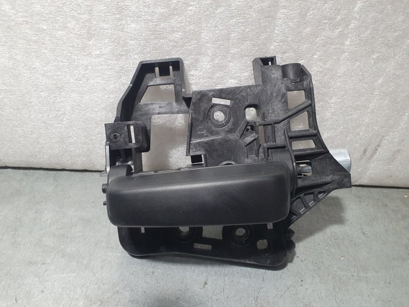 Recambio de maneta interior lateral derecha para peugeot rifter acristalada referencia OEM IAM 9812093380  