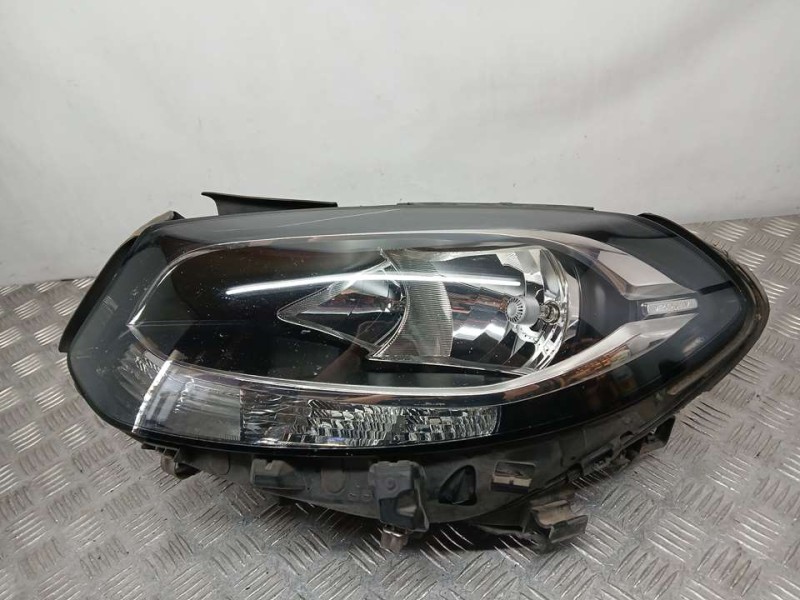 Recambio de faro izquierdo para mercedes-benz clase b (w246) b 180 cdi (246.212) referencia OEM IAM A2468205361 030129520100 AUT