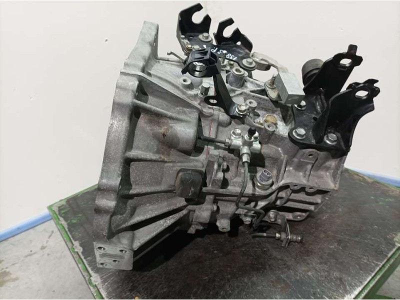 Recambio de caja cambios para toyota auris active referencia OEM IAM 12EPP 301515608177 6VELOCIDADES