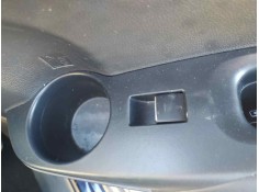 Recambio de mando elevalunas trasero derecho para toyota corolla (e21) hybrid stile referencia OEM IAM 8481002250  