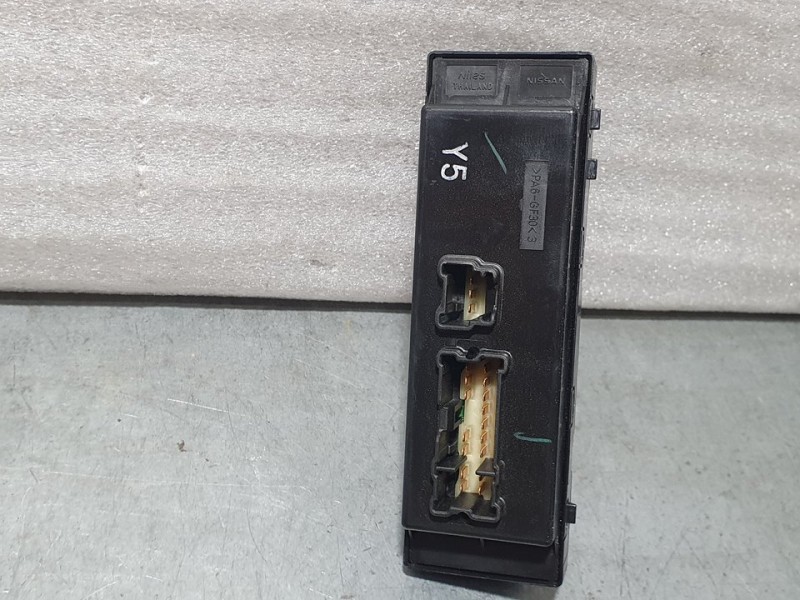 Recambio de mando elevalunas delantero izquierdo para nissan pulsar (c13) acenta referencia OEM IAM SIN REF  