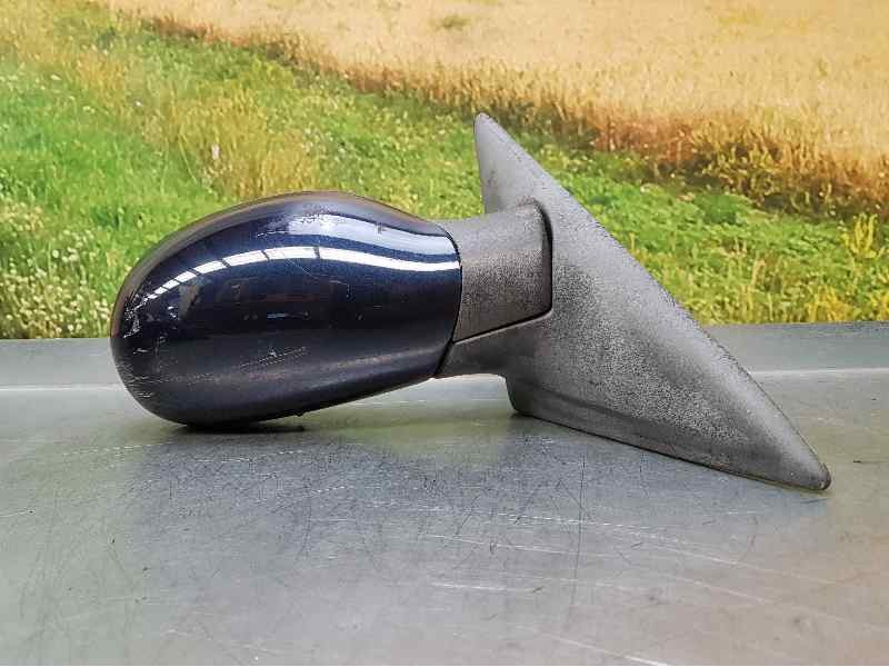 Recambio de retrovisor derecho para renault laguna (b56) 1.8 16v rxe referencia OEM IAM  7 PINS ELECTRICO