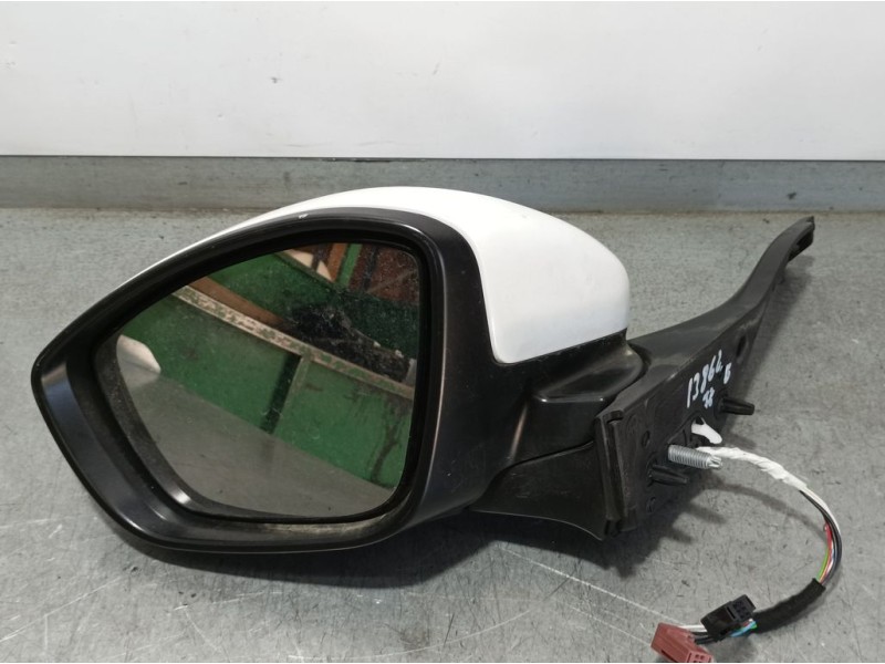 Recambio de retrovisor izquierdo para peugeot 208 active referencia OEM IAM 1611240280  ELECTRICO 4 Y 3 CABLES ROZADO