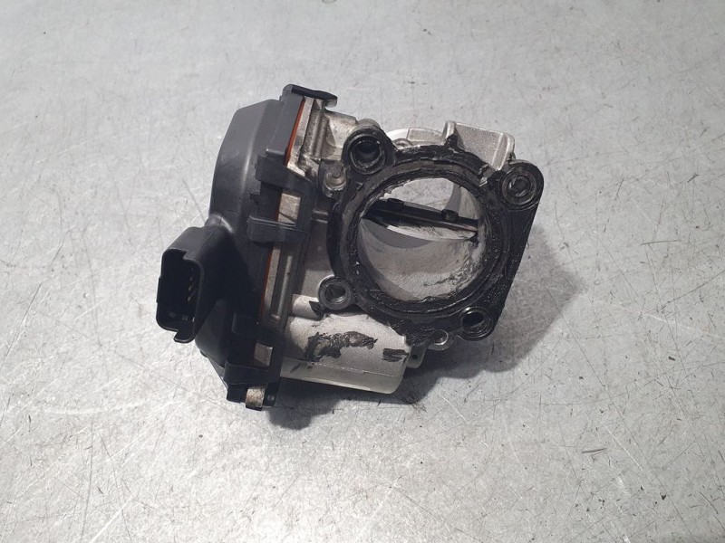 Recambio de caja mariposa para peugeot 208 (p2) 1.2 puretech referencia OEM IAM 9830171480 V29121487 VALEO