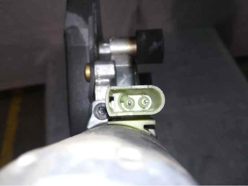 Recambio de elevalunas trasero izquierdo para ford mondeo berlina (gd) referencia OEM IAM 0130821506 2 PINS ELECTRICO 