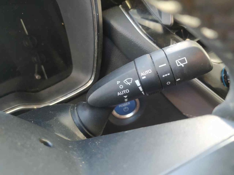 Recambio de mando luces y limpia para toyota corolla (e21) hybrid stile referencia OEM IAM 8432902040 8432902040 LUCES    846520