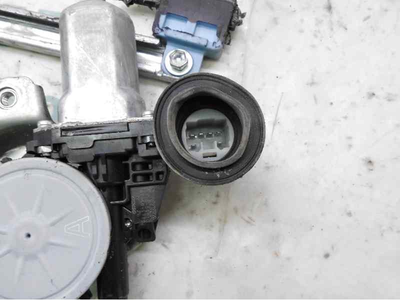 Recambio de elevalunas delantero izquierdo para lexus is200 (ds2/is2) 220d referencia OEM IAM 6980230260  ELECTRICO